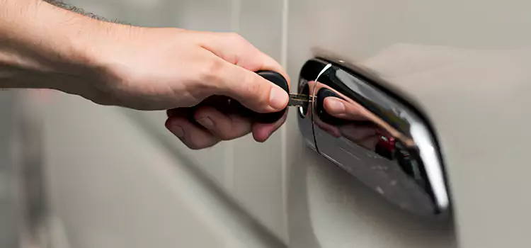 Why Choose Our Auto Locksmith Team in Manhattan, KS?