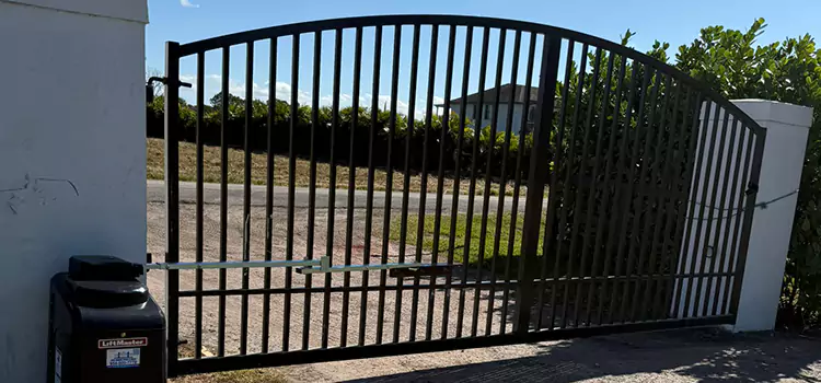 Driveway Fence Repair Manhattan